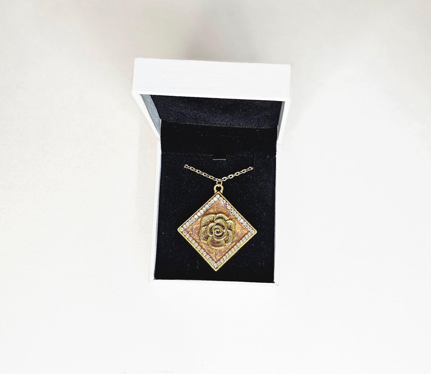 Flower Diamond Necklace